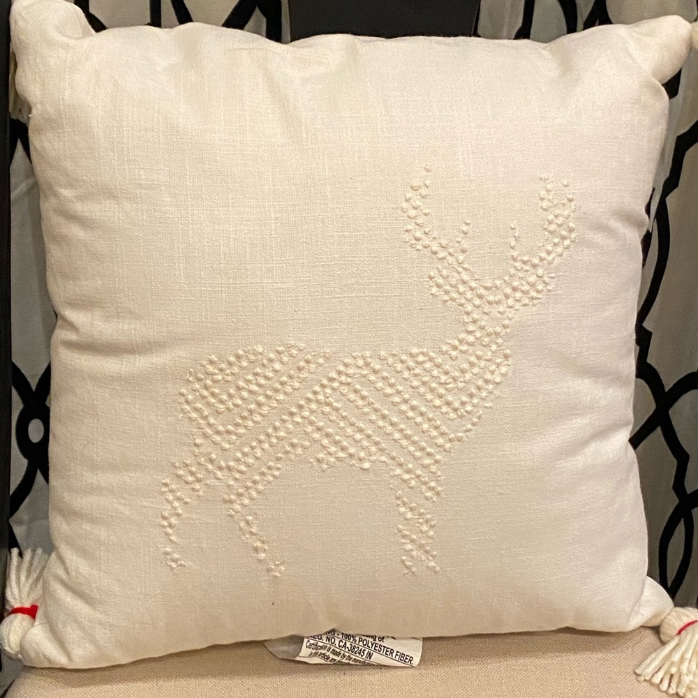 Hearth & Hand w/Magnolia REINDEER Christmas pillow